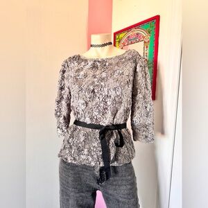 Elegant Gray Textured Women's Top